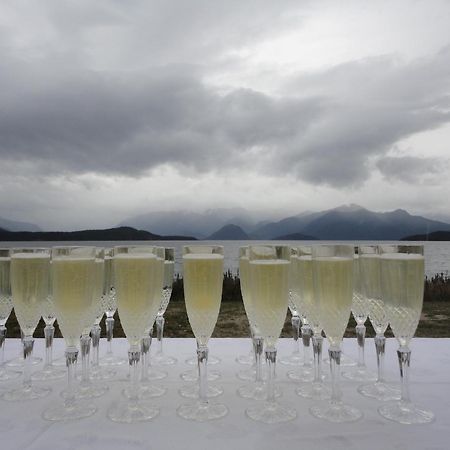 Te Anau Manapouri Lake Hotel Eksteriør billede