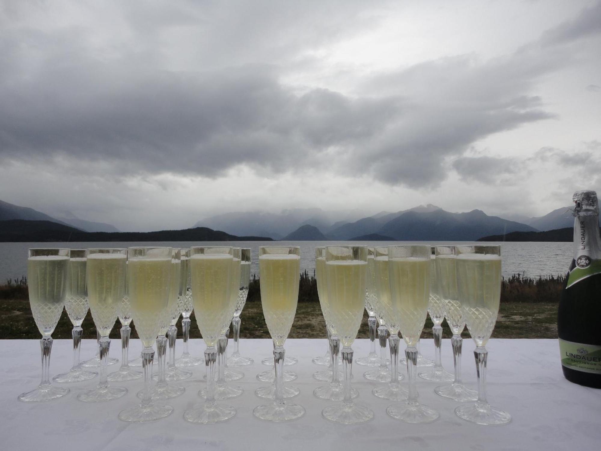 Te Anau Manapouri Lake Hotel Eksteriør billede