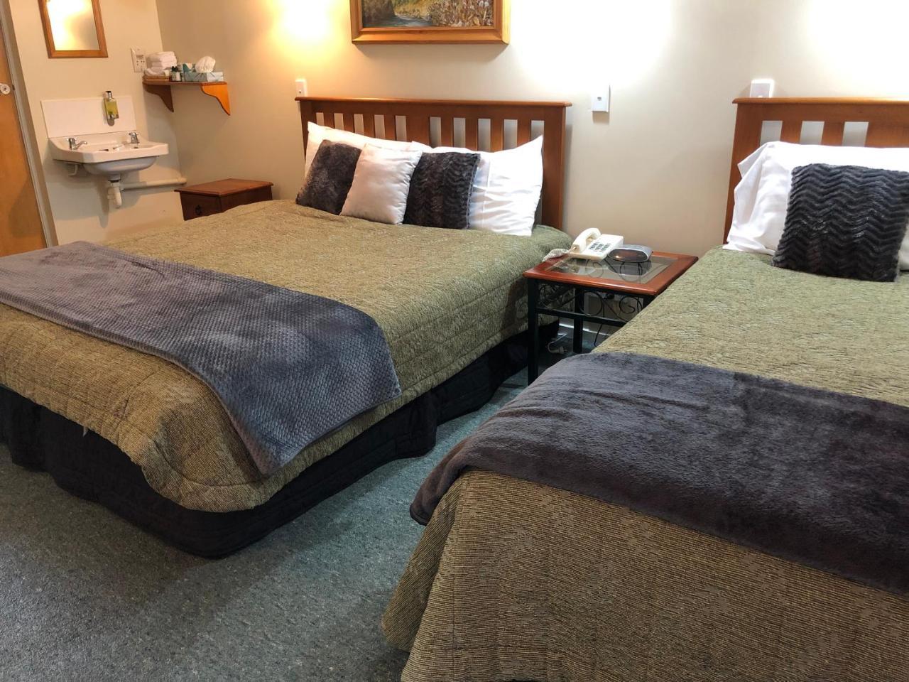 Te Anau Manapouri Lake Hotel Eksteriør billede