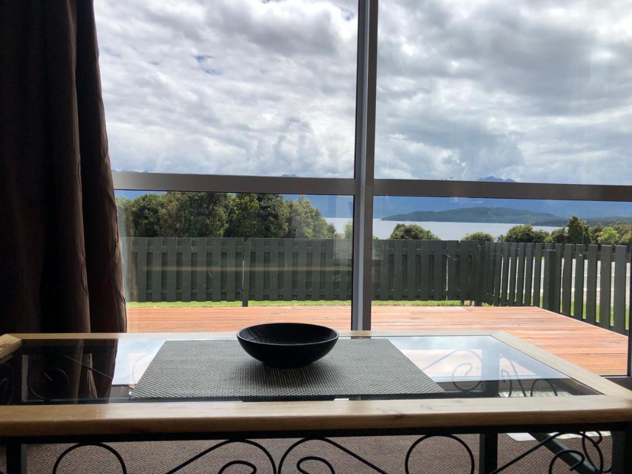 Te Anau Manapouri Lake Hotel Eksteriør billede