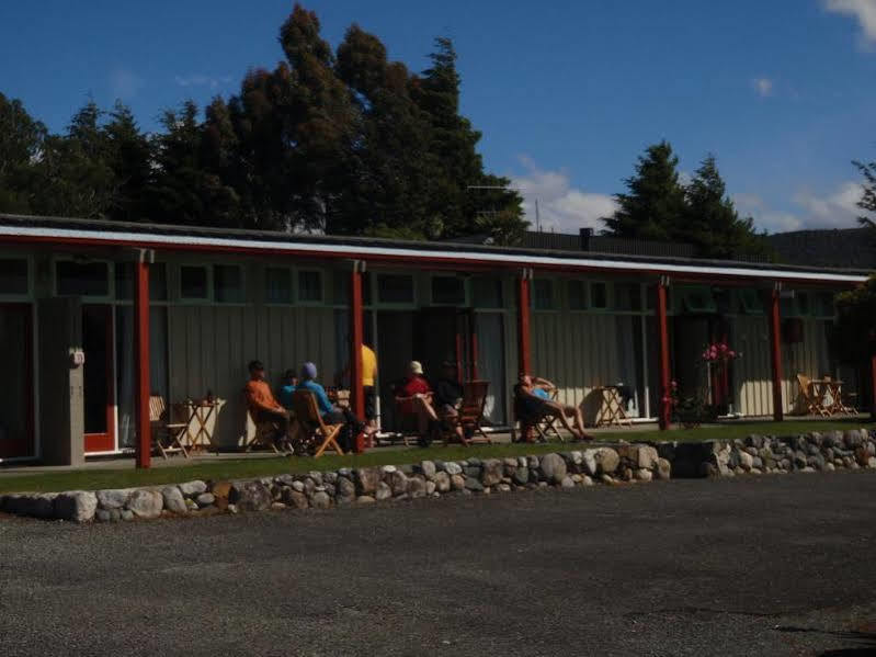 Te Anau Manapouri Lake Hotel Eksteriør billede