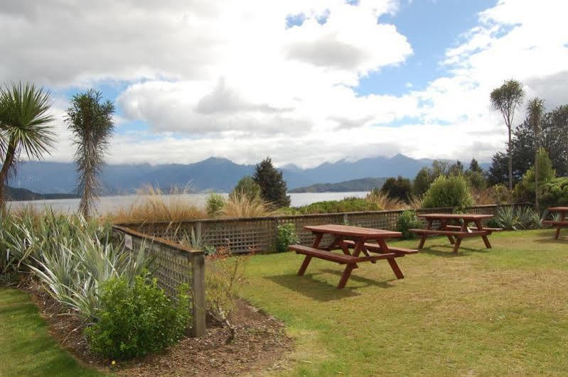 Te Anau Manapouri Lake Hotel Eksteriør billede